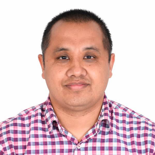 Captain Navin Karki, American Airlines
